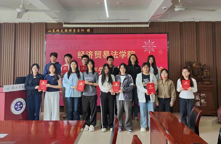 https://www.sdupsl.edu.cn/__local/C/01/70/E27140CC2F02DAA32EB5AA53FC0_1468CAF9_13061.jpg